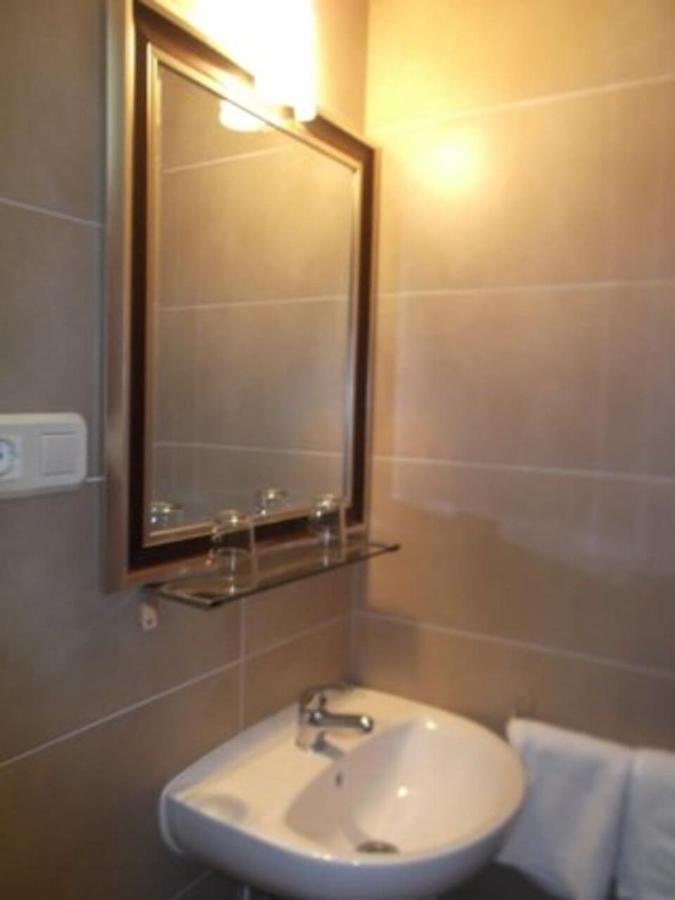 Hostel Residencia Sant Jordi Llança Exteriér fotografie